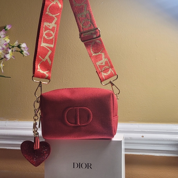 Dior - Picture 4 of 15
